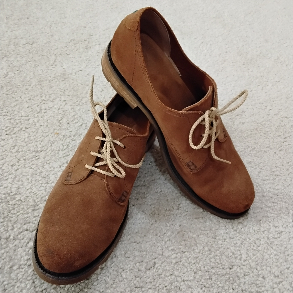 Ariat Suede Oxford Tie Shoes